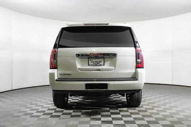 Used 2018 GMC Yukon Denali with VIN 1GKS2CKJ1JR235504 for sale in Puyallup, WA