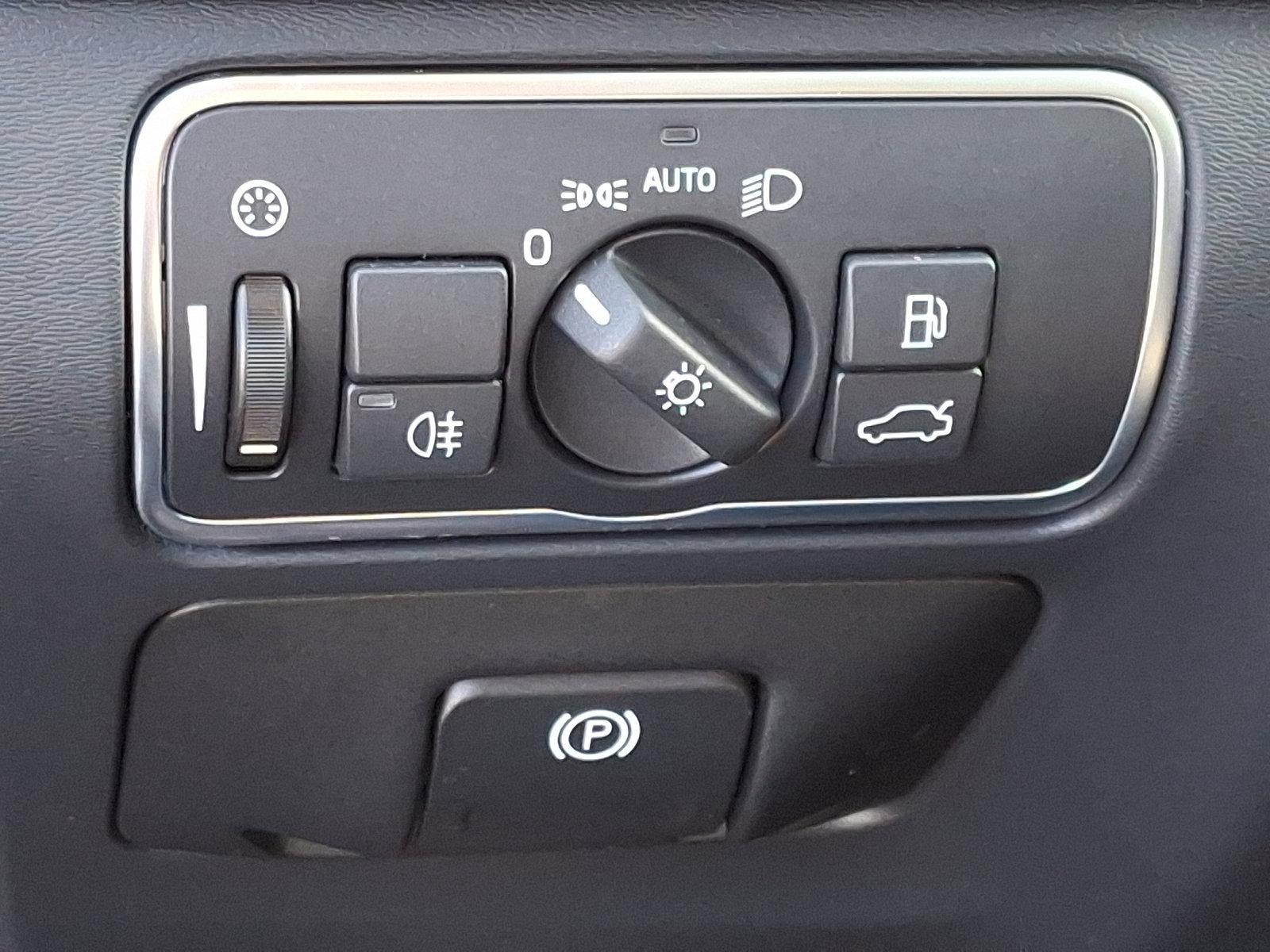2018 Volvo S60 Vehicle Photo in Trevose, PA 19053