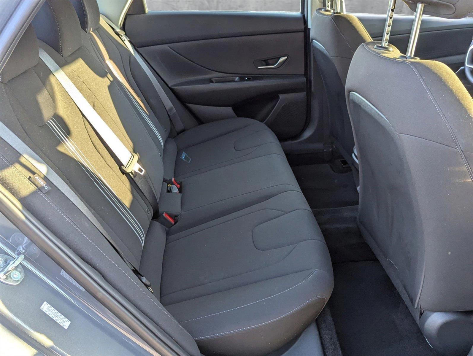 2024 Hyundai ELANTRA Vehicle Photo in Memphis, TN 38133