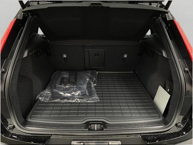 2025 Volvo XC40 Vehicle Photo in Appleton, WI 54913