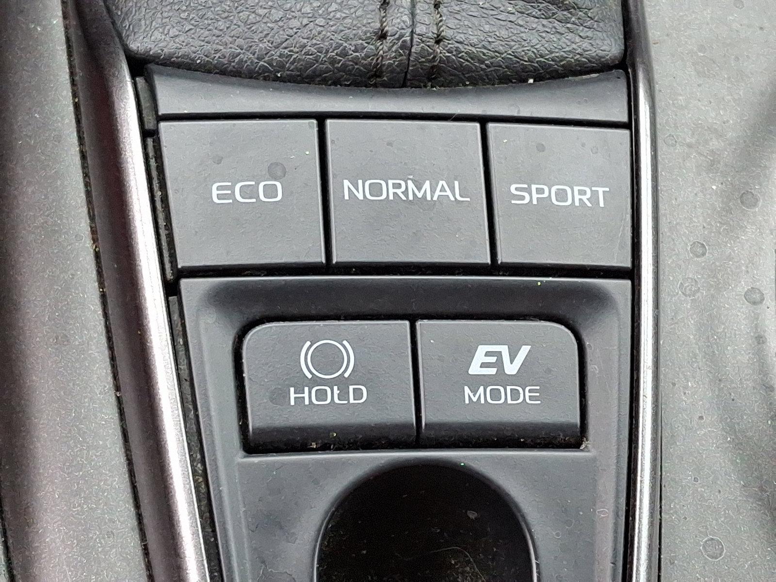 2022 Toyota Camry Vehicle Photo in BETHLEHEM, PA 18017
