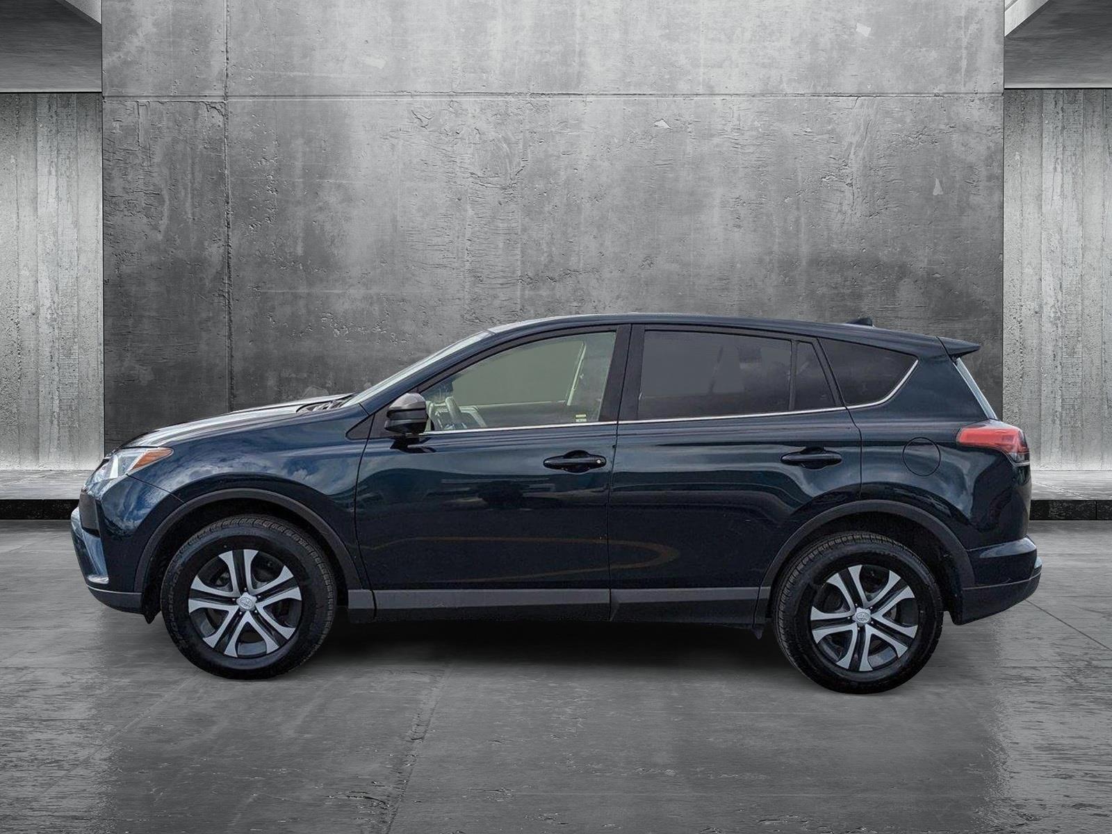 2018 Toyota RAV4 Vehicle Photo in Spokane Valley, WA 99212
