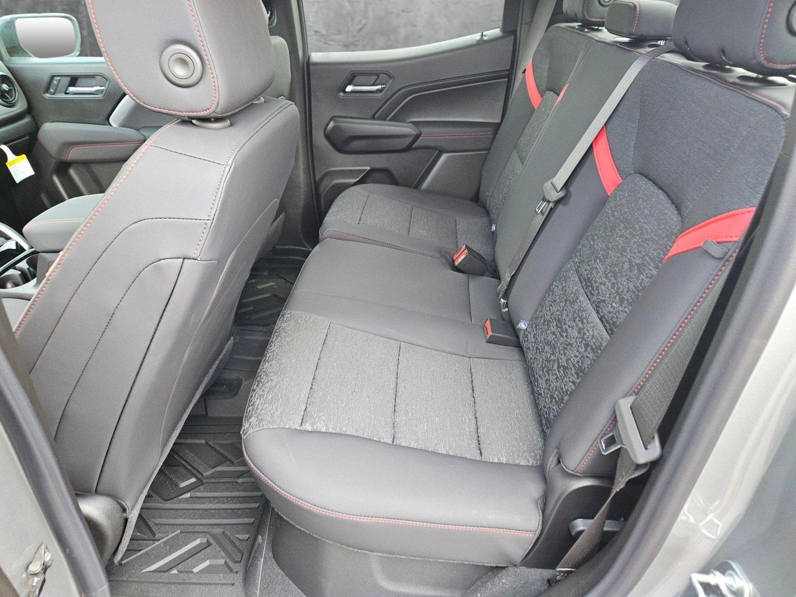 2025 Chevrolet Colorado Vehicle Photo in MESA, AZ 85206-4395