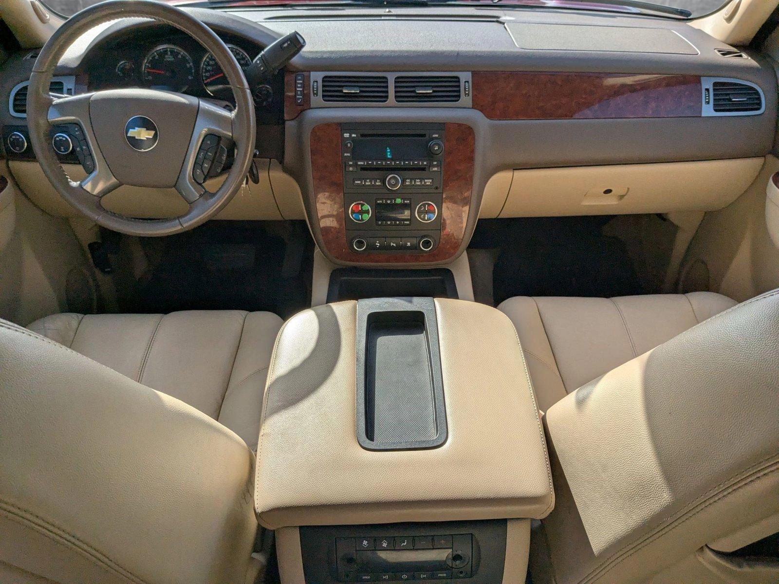 2010 Chevrolet Suburban Vehicle Photo in Spokane Valley, WA 99212