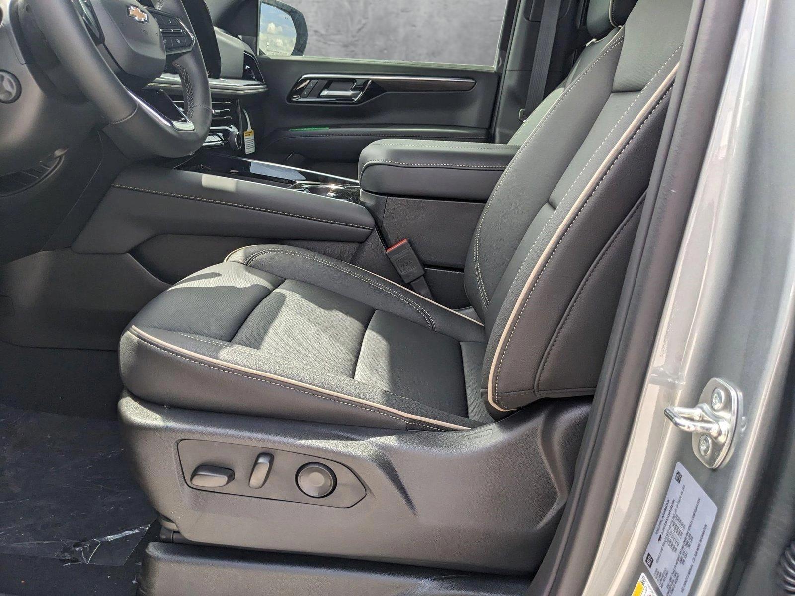 2025 Chevrolet Tahoe Vehicle Photo in MIAMI, FL 33172-3015