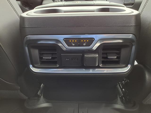 2021 Chevrolet Silverado 1500 Vehicle Photo in Oshkosh, WI 54904
