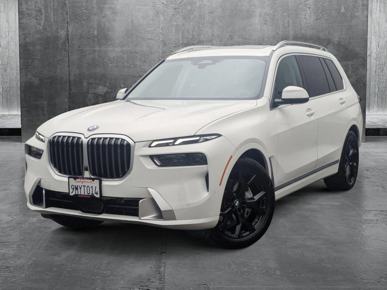2025 BMW X7 xDrive40i Vehicle Photo in Valencia, CA 91355