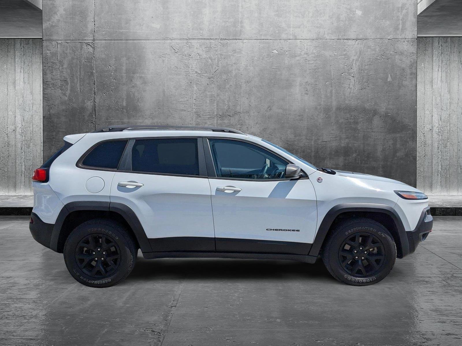2014 Jeep Cherokee Vehicle Photo in Miami, FL 33015