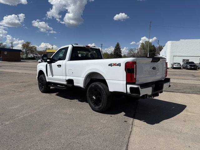 2025 Ford Super Duty F-350 SRW Vehicle Photo in Ogallala, NE 69153
