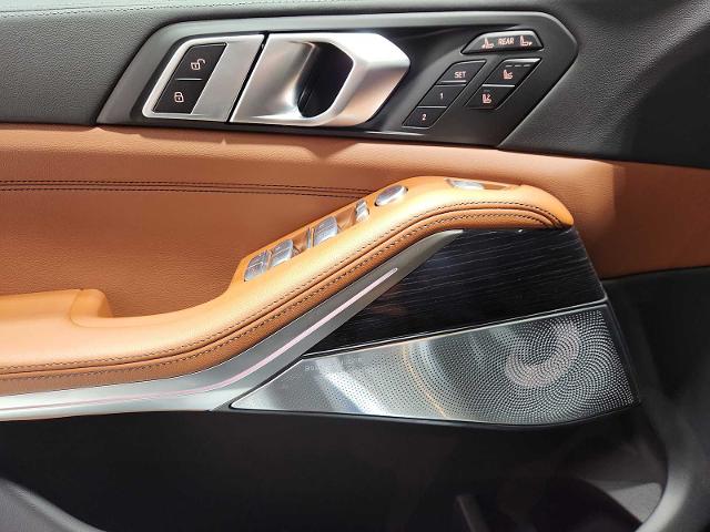 2025 BMW X7 M60i Vehicle Photo in GRAPEVINE, TX 76051