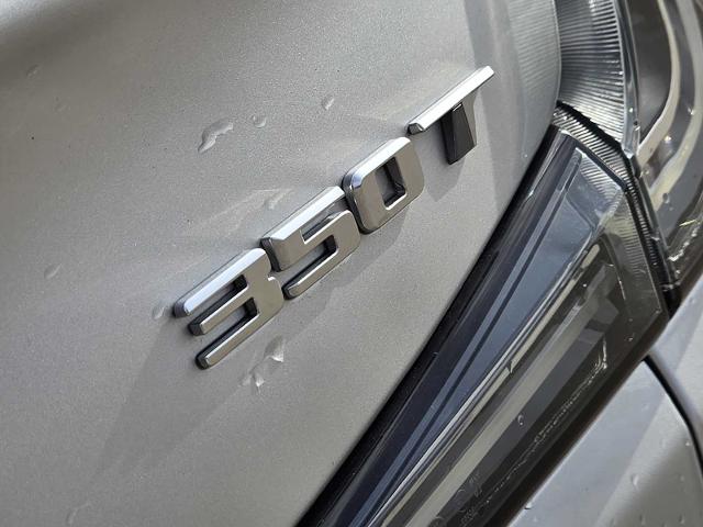 2022 Cadillac XT4 Vehicle Photo in DENTON, TX 76210-9321