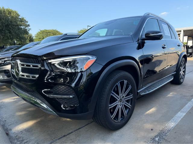 2025 Mercedes-Benz GLE Vehicle Photo in HOUSTON, TX 77079
