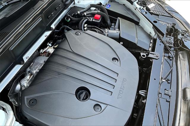 2022 Volvo XC60 Vehicle Photo in Houston, TX 77007