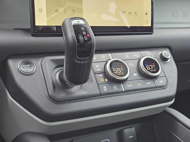 2024 Defender Vehicle Photo in AUSTIN, TX 78717