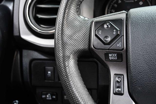 2020 Toyota Tacoma 4WD Vehicle Photo in DALLAS, TX 75235