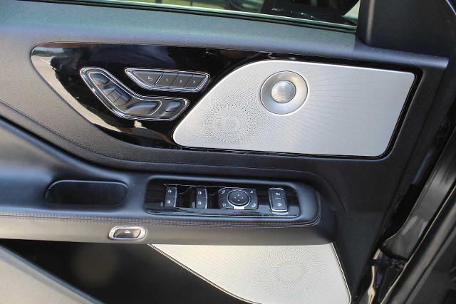 2021 Lincoln Aviator Vehicle Photo in HOUSTON, TX 77090