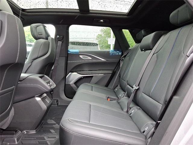 2025 Cadillac LYRIQ Vehicle Photo in ALLENTOWN, PA 18103-7399