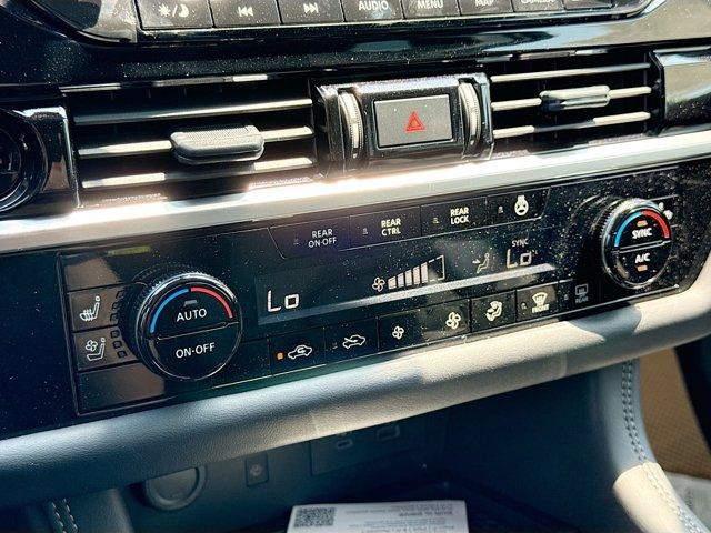 2025 Nissan Pathfinder Vehicle Photo in Flemington, NJ 08822
