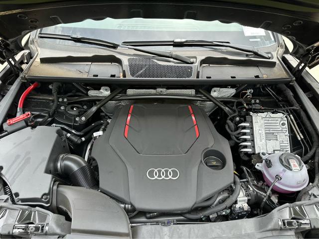 2025 Audi SQ5 Vehicle Photo in HOUSTON, TX 77090