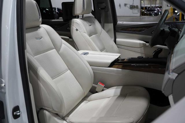 2022 Cadillac Escalade Vehicle Photo in GRAPEVINE, TX 76051