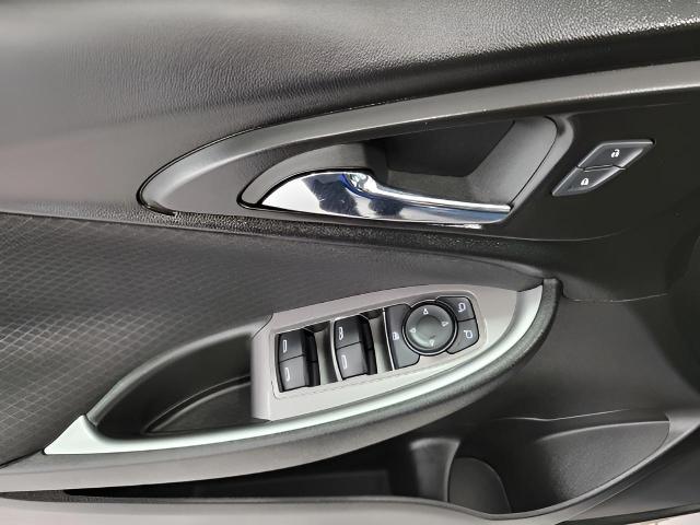 2024 Chevrolet Malibu Vehicle Photo in MANITOWOC, WI 54220-5838