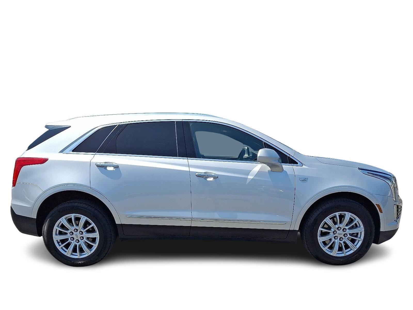 2017 Cadillac XT5 Vehicle Photo in BETHLEHEM, PA 18017-9401