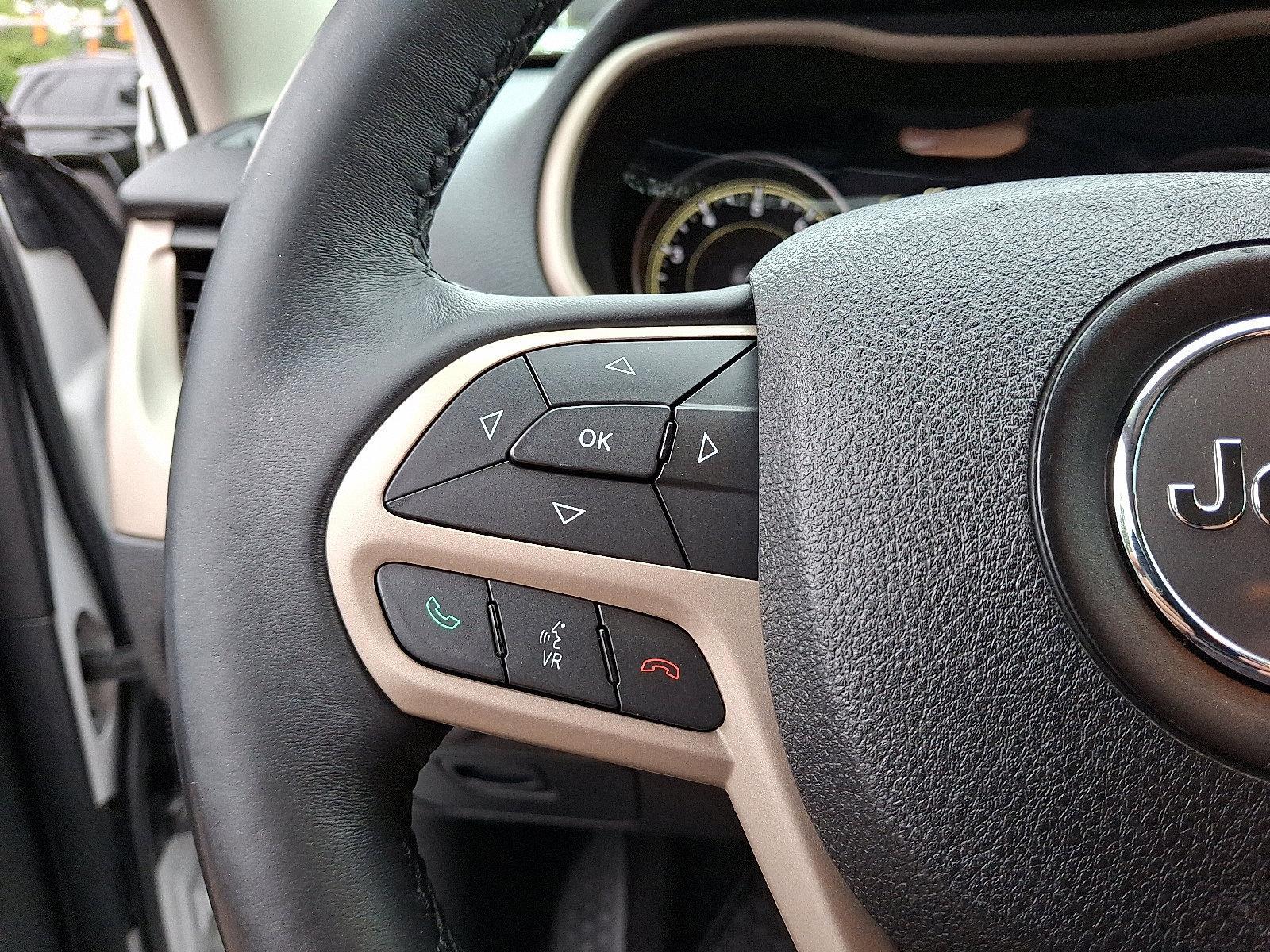 2017 Jeep Cherokee Vehicle Photo in Willow Grove, PA 19090