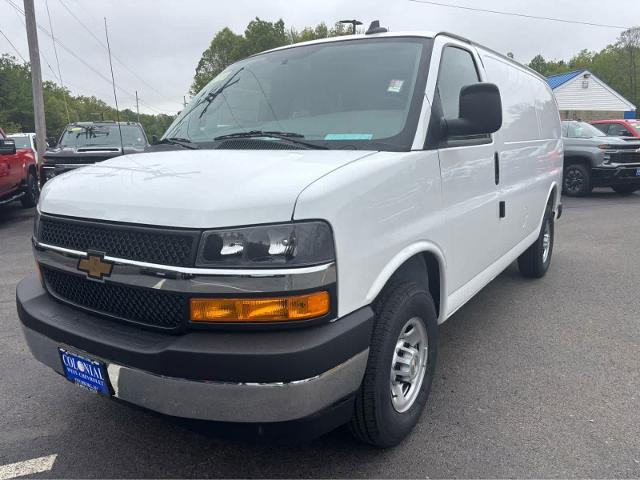 2025 Chevrolet Express Cargo 2500 RWD