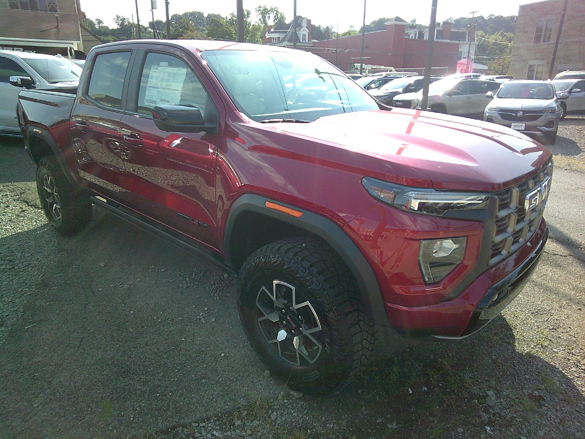 2024 GMC Canyon Vehicle Photo in KITTANNING, PA 16201-1536