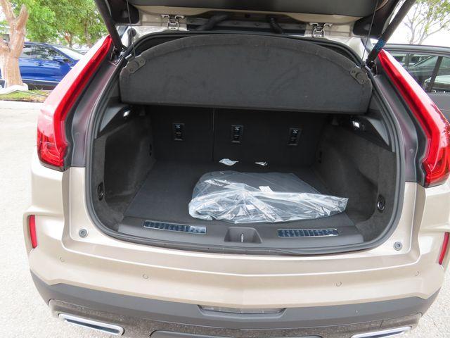 2025 Cadillac XT4 Vehicle Photo in DELRAY BEACH, FL 33483-3294