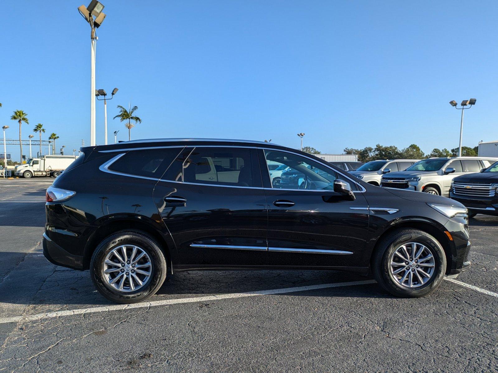 2023 Buick Enclave Vehicle Photo in CLEARWATER, FL 33764-7163