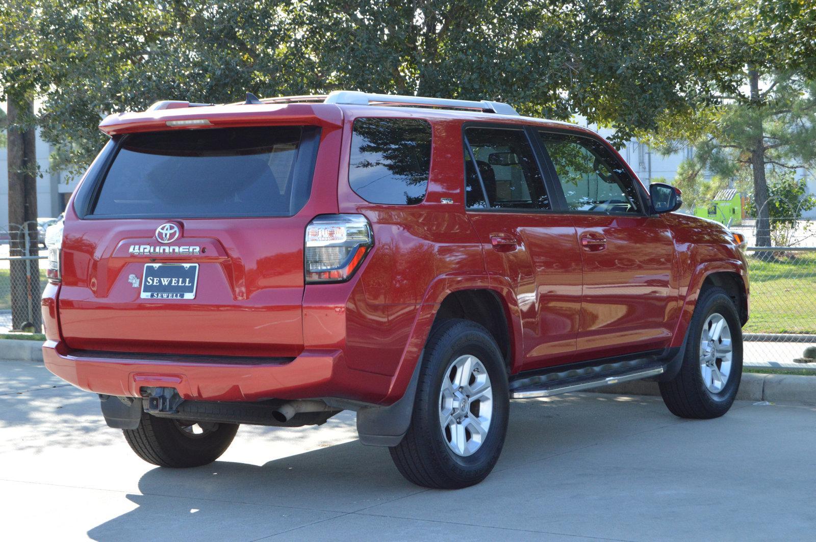 2015 Toyota 4Runner Vehicle Photo in Houston, TX 77090