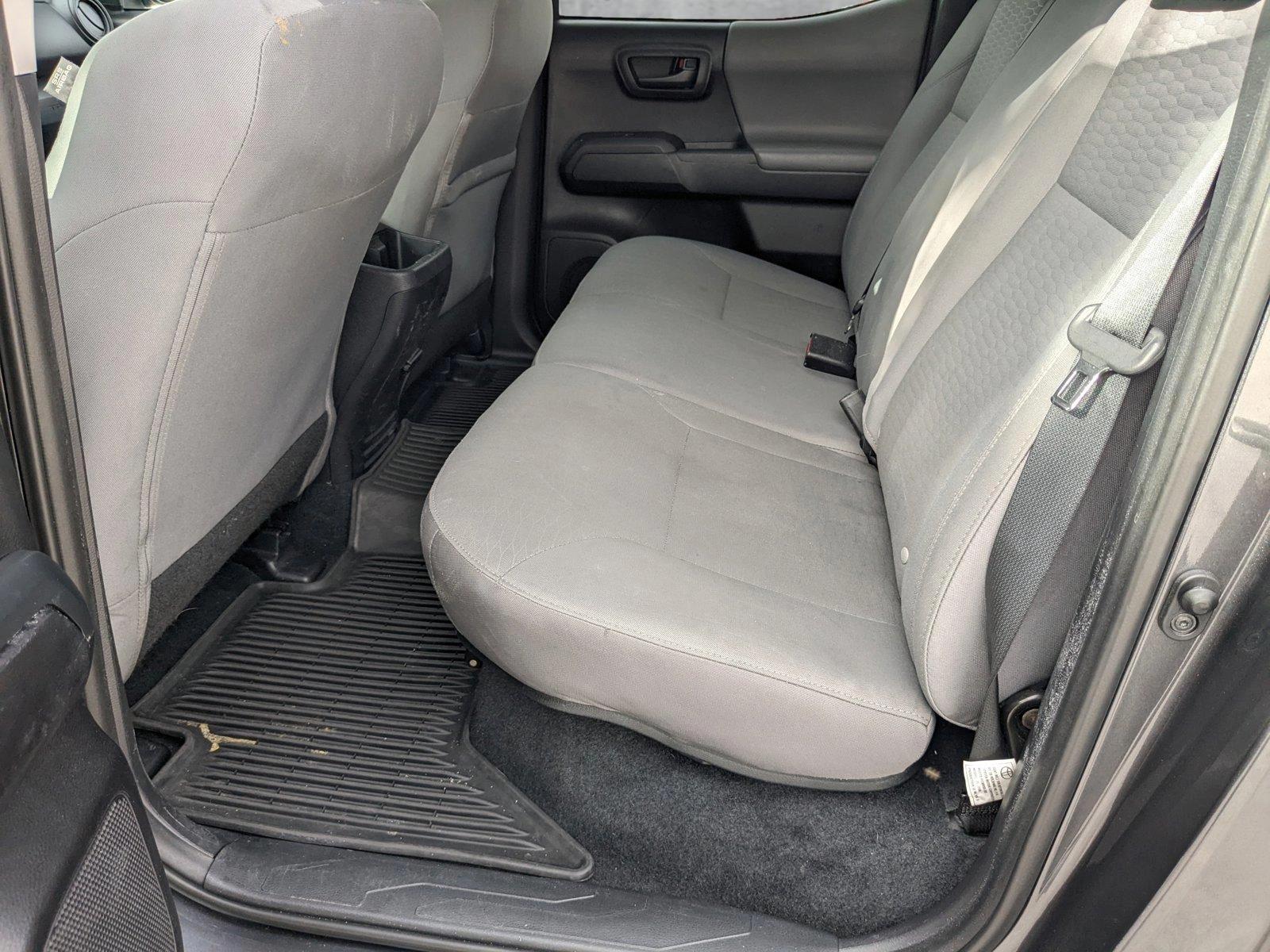 2019 Toyota Tacoma 2WD Vehicle Photo in Davie, FL 33331