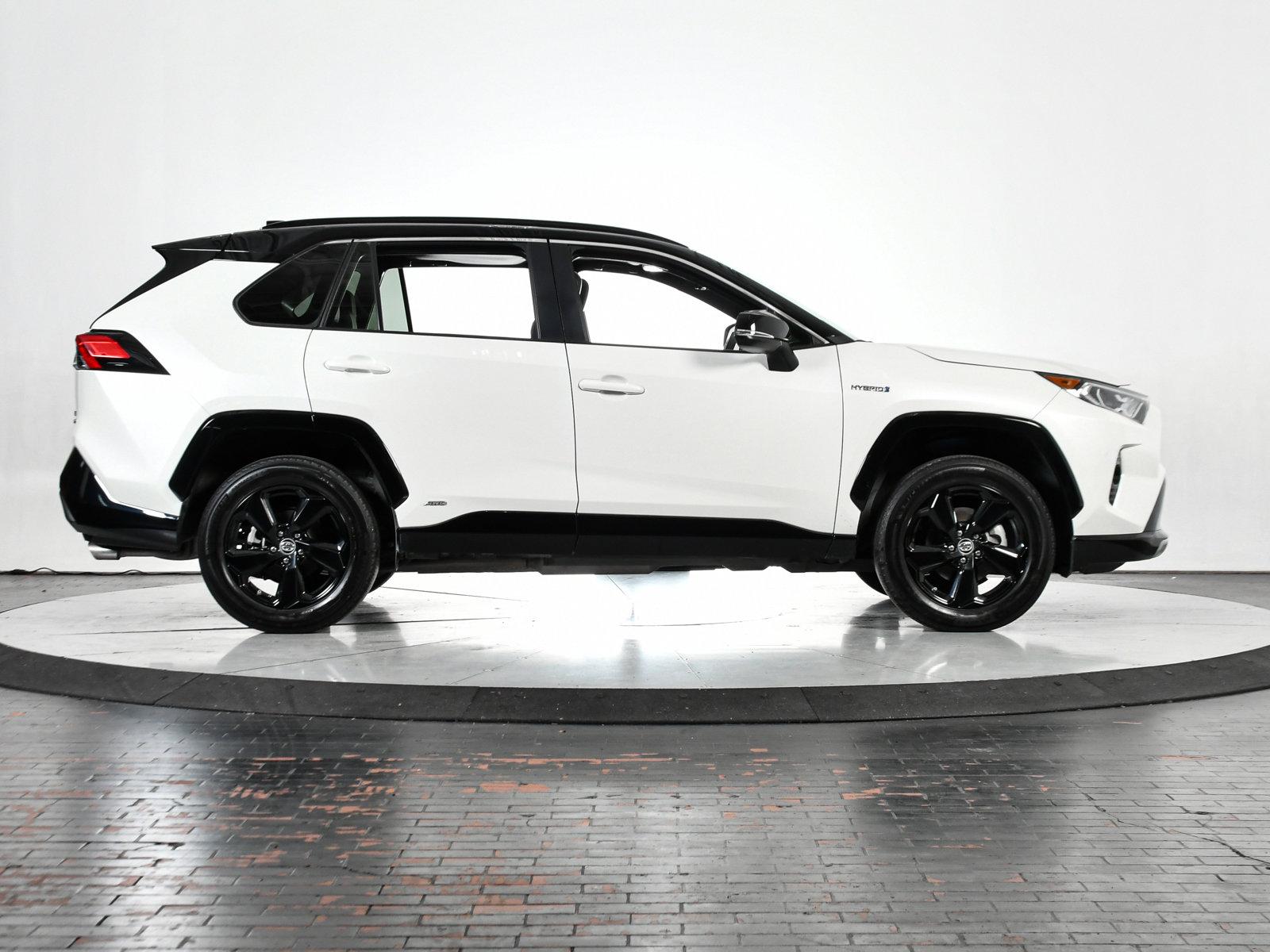 2019 Toyota RAV4 Vehicle Photo in DALLAS, TX 75235