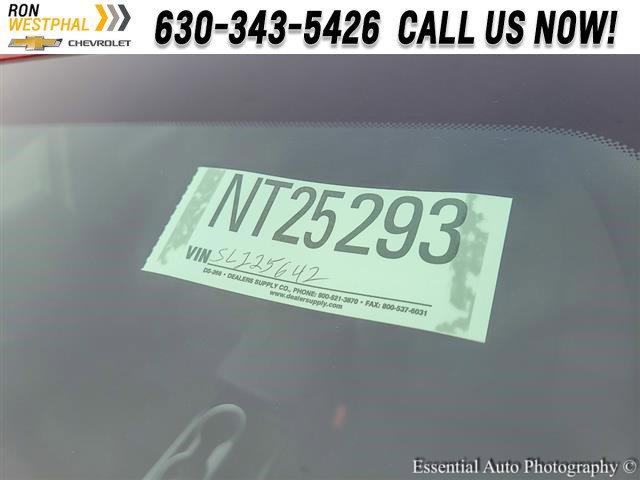 2025 Chevrolet Equinox Vehicle Photo in AURORA, IL 60503-9326