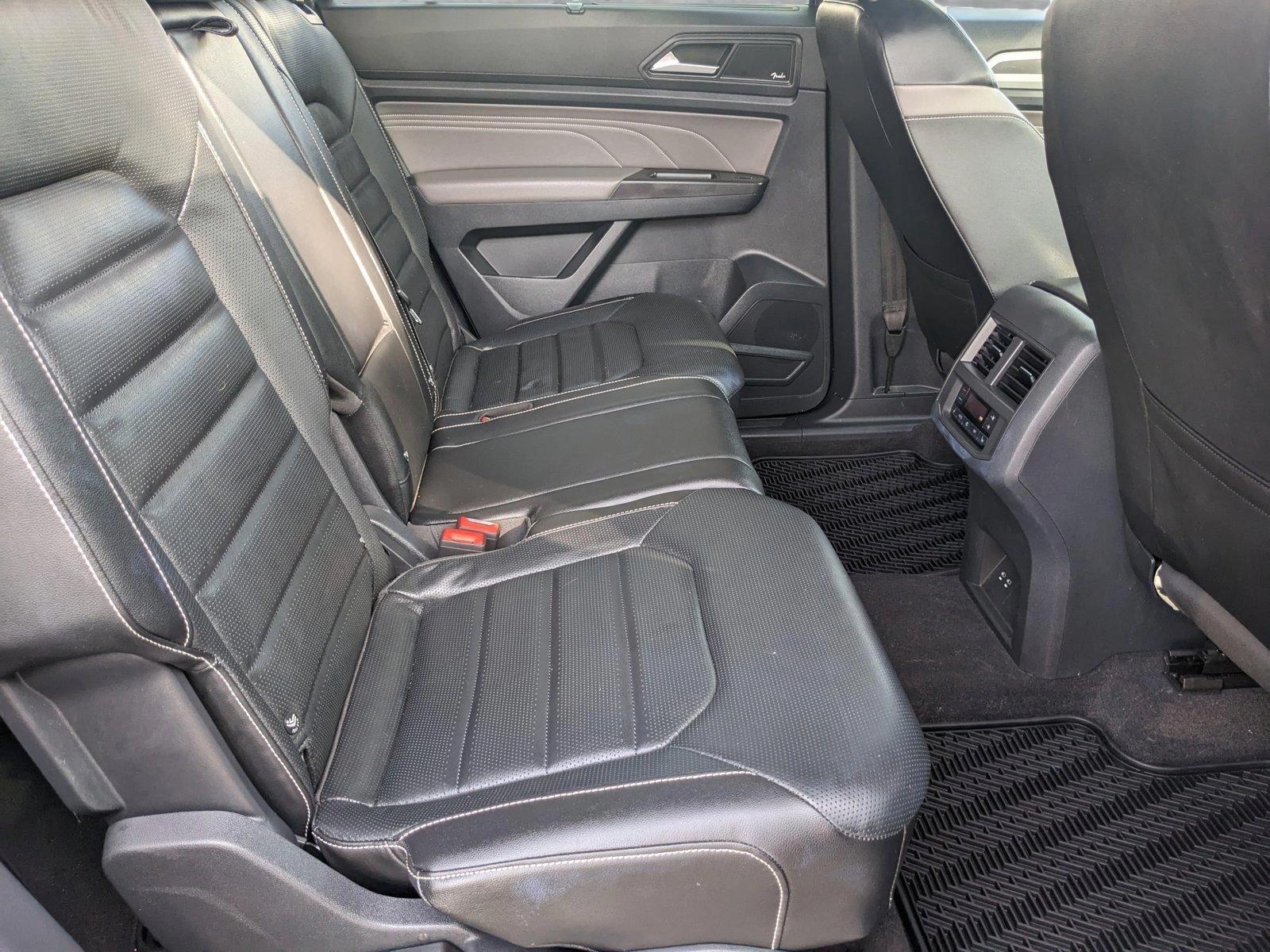 2022 Volkswagen Atlas Vehicle Photo in GREENACRES, FL 33463-3207