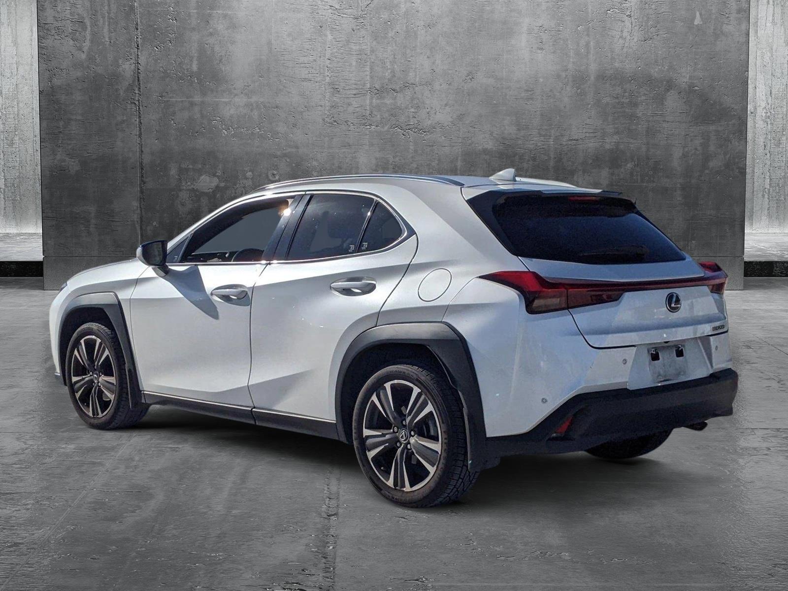 2022 Lexus UX 200 Vehicle Photo in Pembroke Pines , FL 33084