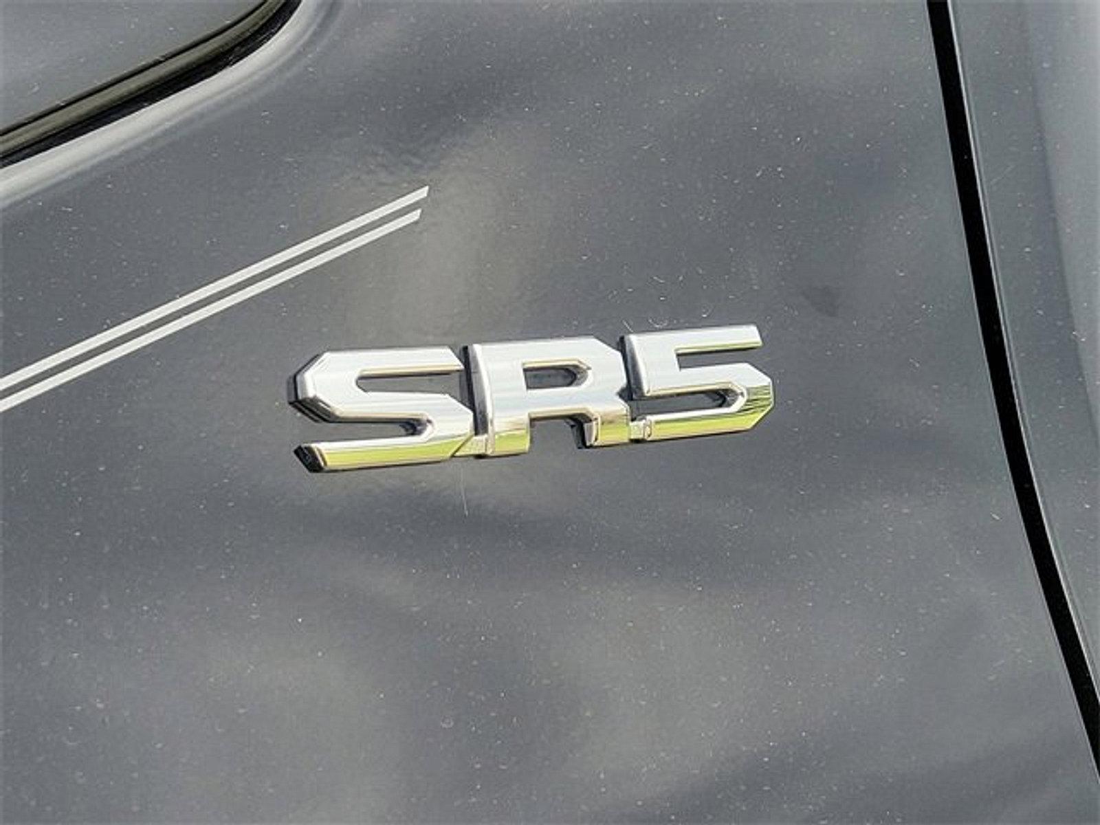2022 Toyota Tundra 4WD Vehicle Photo in Trevose, PA 19053