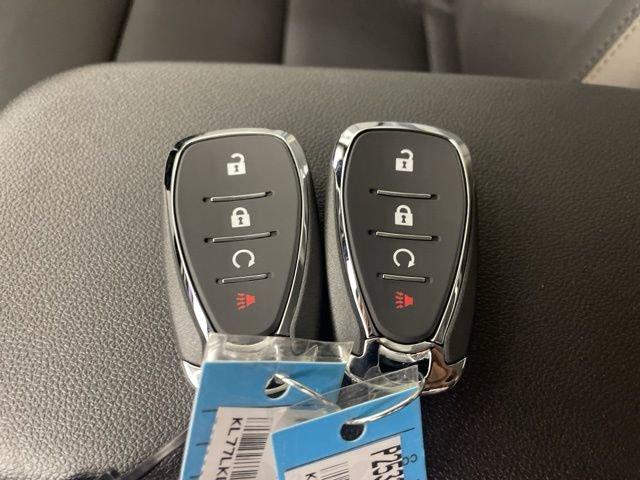 2025 Chevrolet Trax Vehicle Photo in PHOENIX, AZ 85014-3381