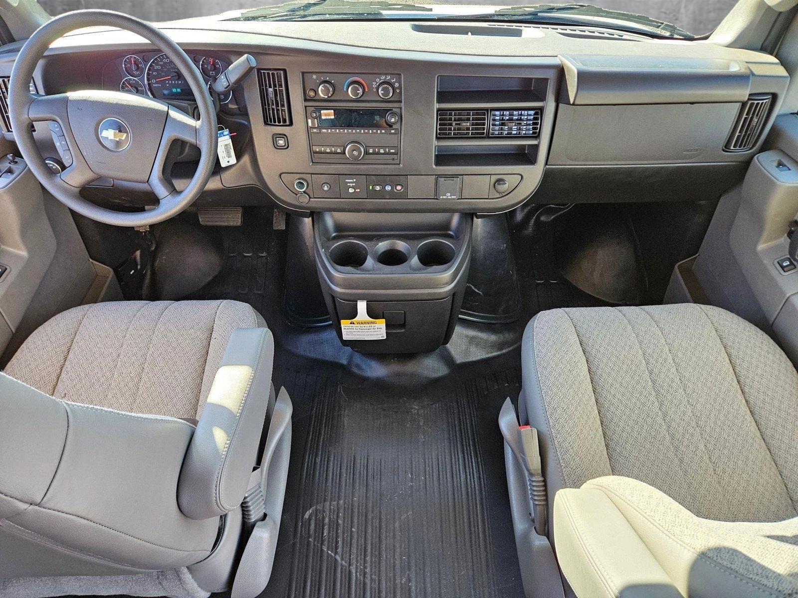 2024 Chevrolet Express Cargo 2500 Vehicle Photo in PEORIA, AZ 85382-3715