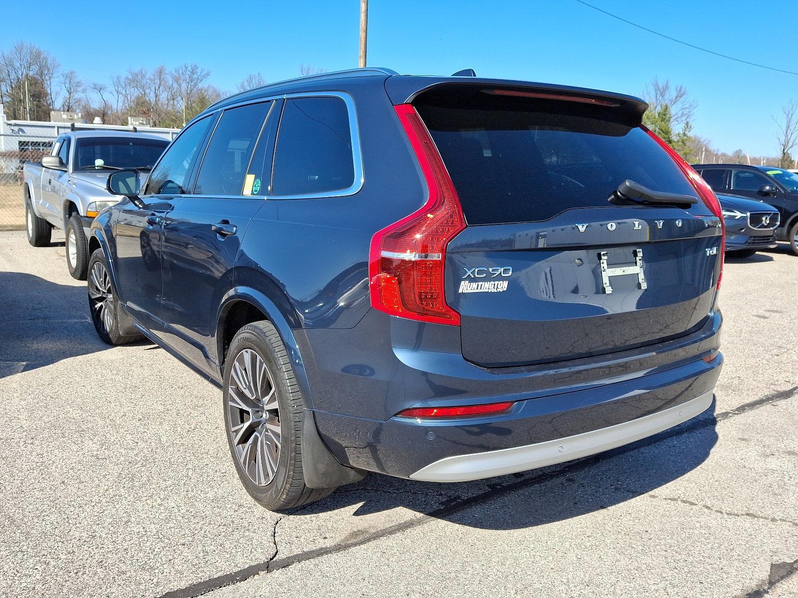 2022 Volvo XC90 Vehicle Photo in Trevose, PA 19053