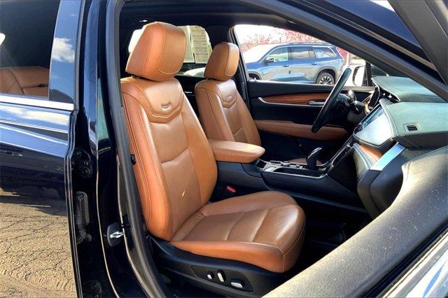 2021 Cadillac XT5 Vehicle Photo in TOPEKA, KS 66609-0000