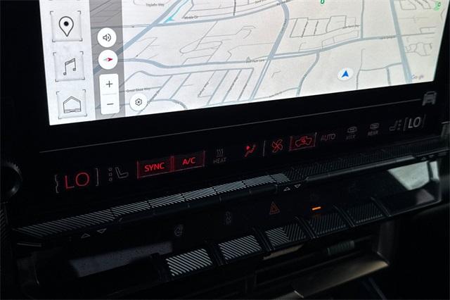 2024 GMC HUMMER EV Pickup Vehicle Photo in ELK GROVE, CA 95757-8703