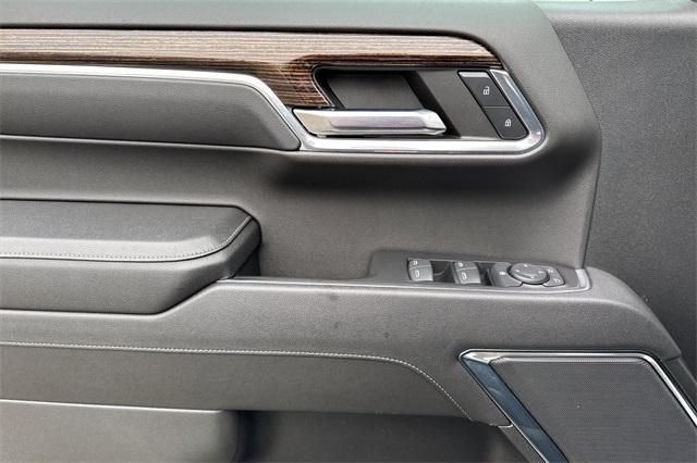 2023 GMC Sierra 1500 Vehicle Photo in ELK GROVE, CA 95757-8703
