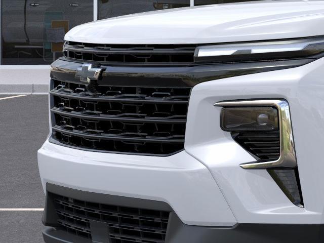 2025 Chevrolet Traverse Vehicle Photo in Roslyn, NY 11576