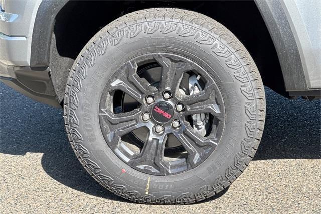 2025 GMC Canyon Vehicle Photo in ELK GROVE, CA 95757-8703