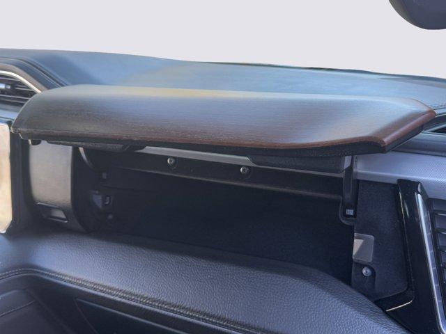 2023 GMC Sierra 1500 Vehicle Photo in LEOMINSTER, MA 01453-2952