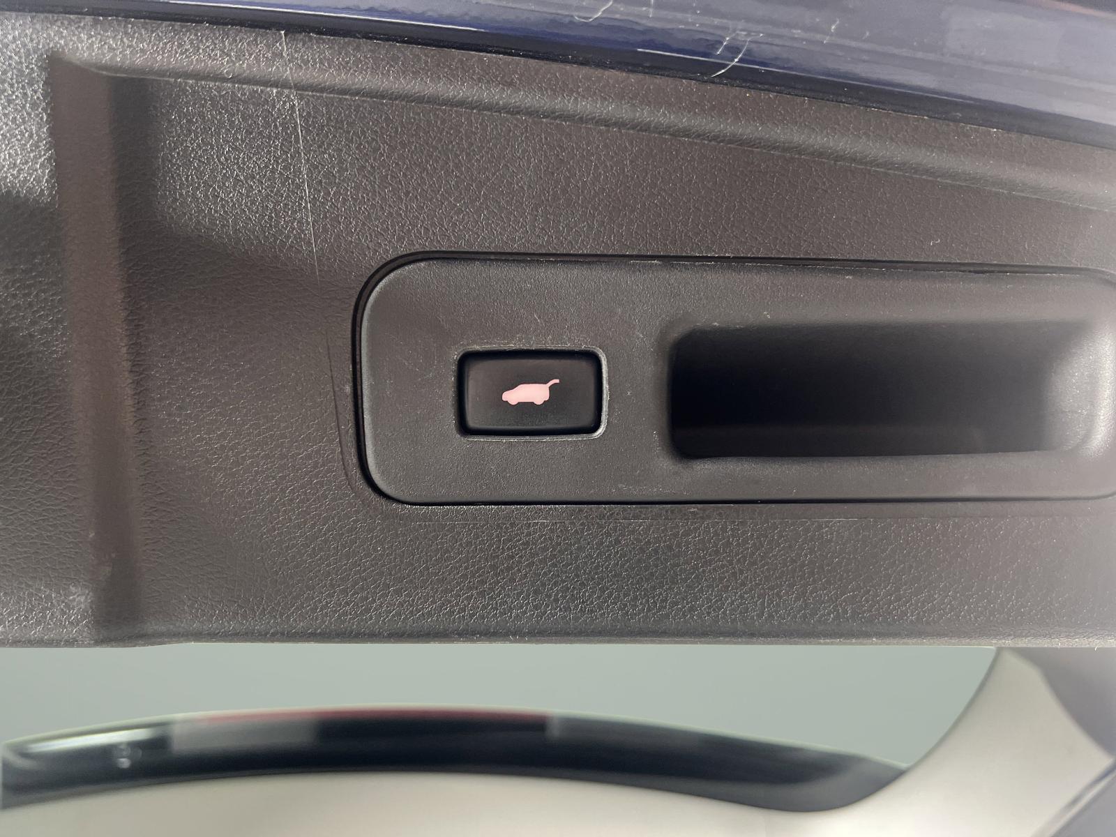 2017 Acura MDX Vehicle Photo in GEORGETOWN, TX 78626-7508