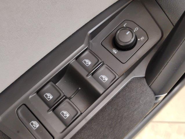 2020 Volkswagen Tiguan Vehicle Photo in PINEVILLE, NC 28134-8495