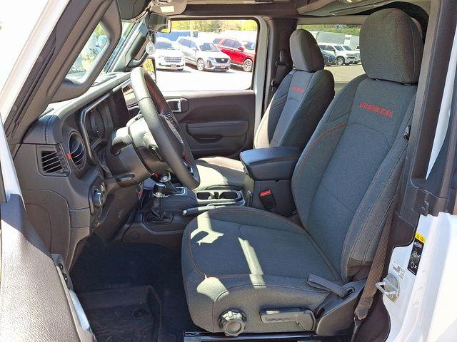 2024 Jeep Wrangler Vehicle Photo in DANBURY, CT 06810-5034
